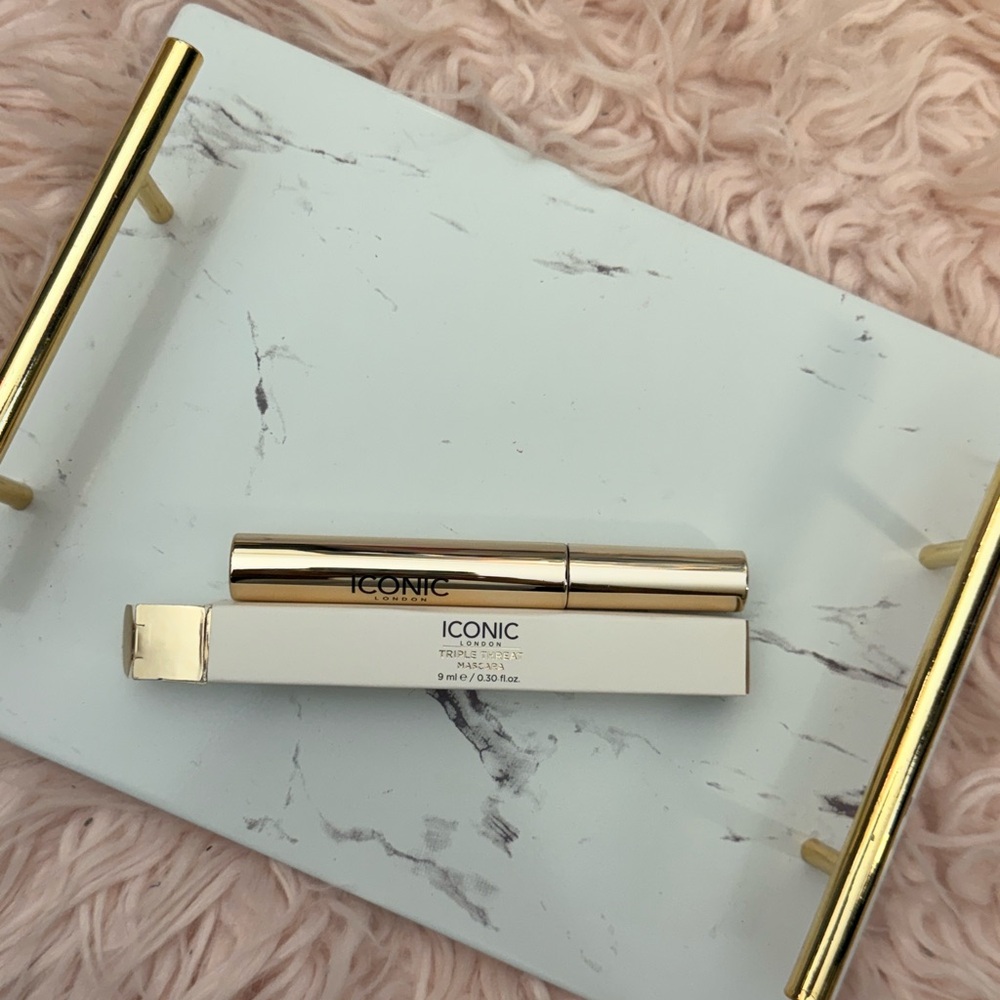 Iconic Triple Threat Mascara in shade Brown
